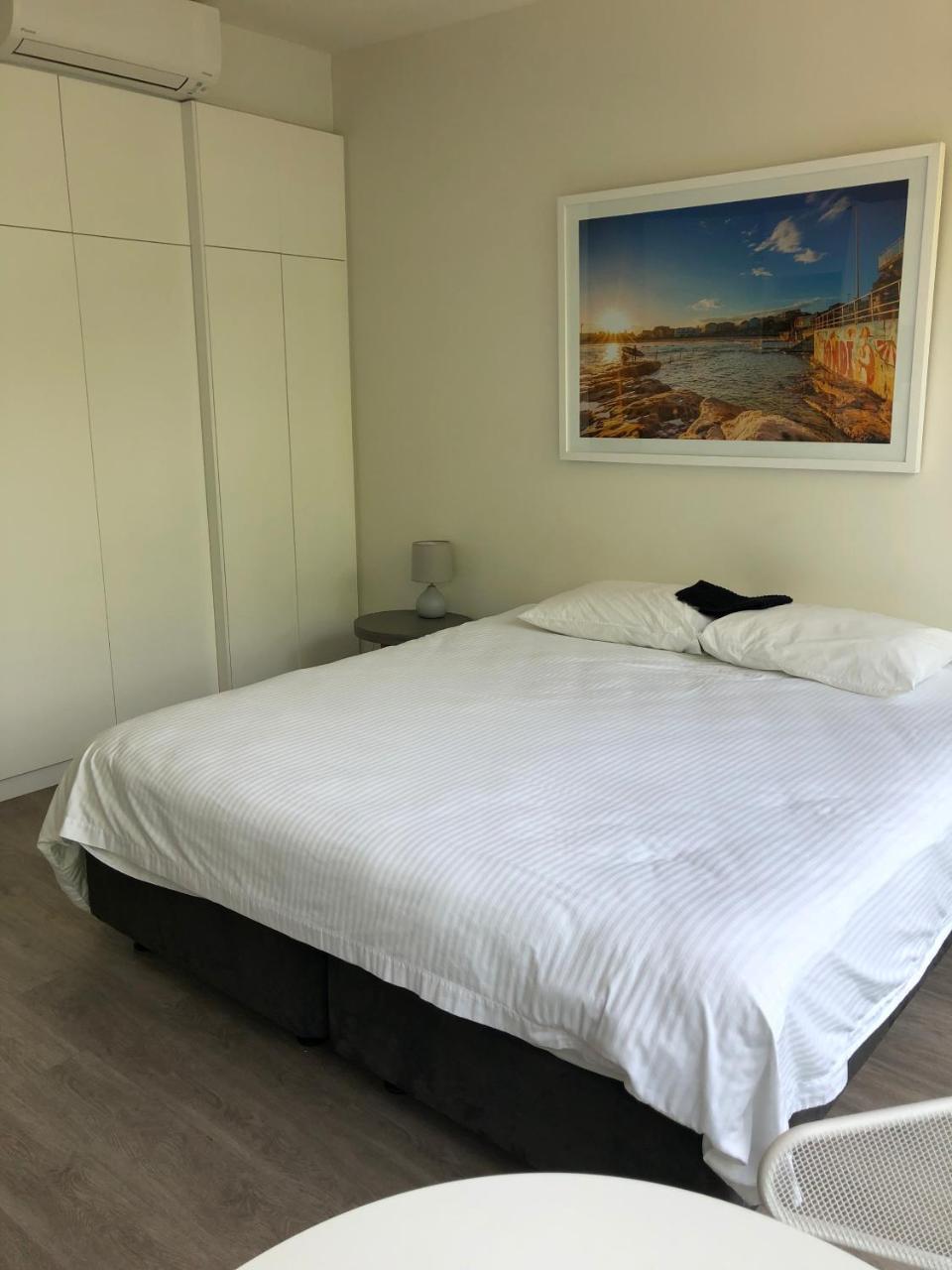 Apartment Bondi King + Balcony *